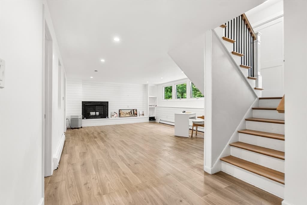 Single Family Residence at 20 Parsons Dr., Swampscott MA 01907, Swampscott, photo 22 of 30