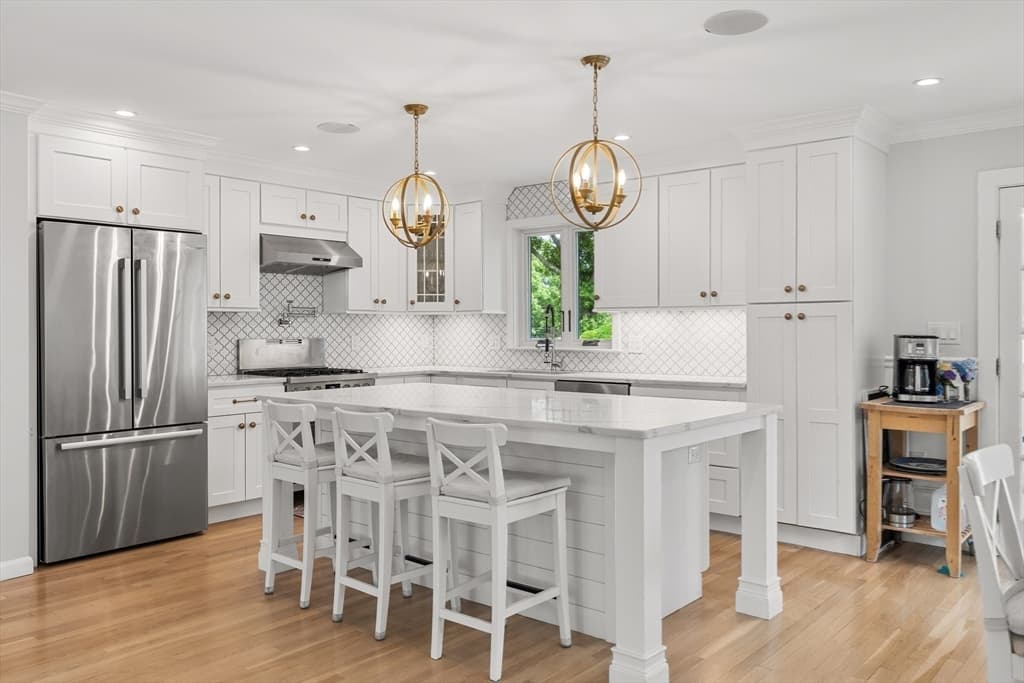 Single Family Residence at 20 Parsons Dr., Swampscott MA 01907, Swampscott, photo 7 of 30