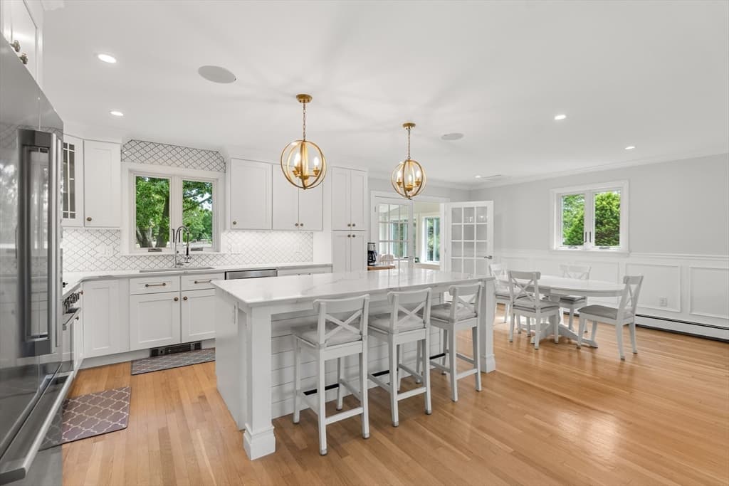 Single Family Residence at 20 Parsons Dr., Swampscott MA 01907, Swampscott, photo 3 of 30