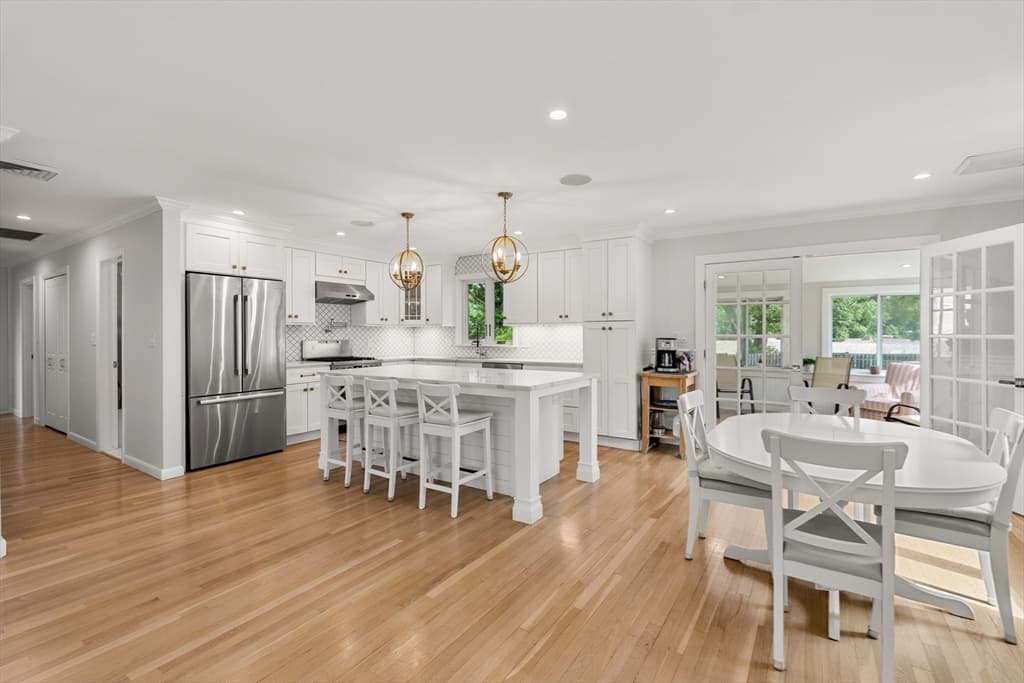 Single Family Residence at 20 Parsons Dr., Swampscott MA 01907, Swampscott, photo 5 of 30