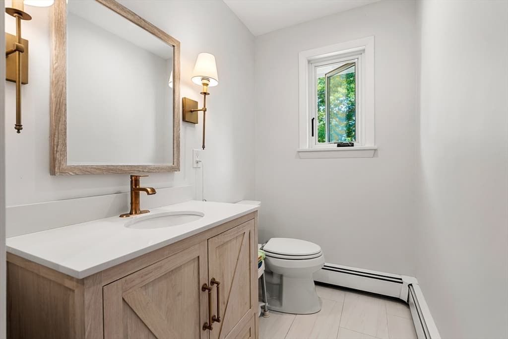 Single Family Residence at 20 Parsons Dr., Swampscott MA 01907, Swampscott, photo 15 of 30