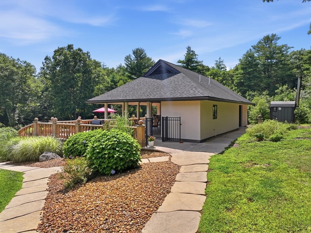 317 Linden St, Boylston MA 01505 photo 31