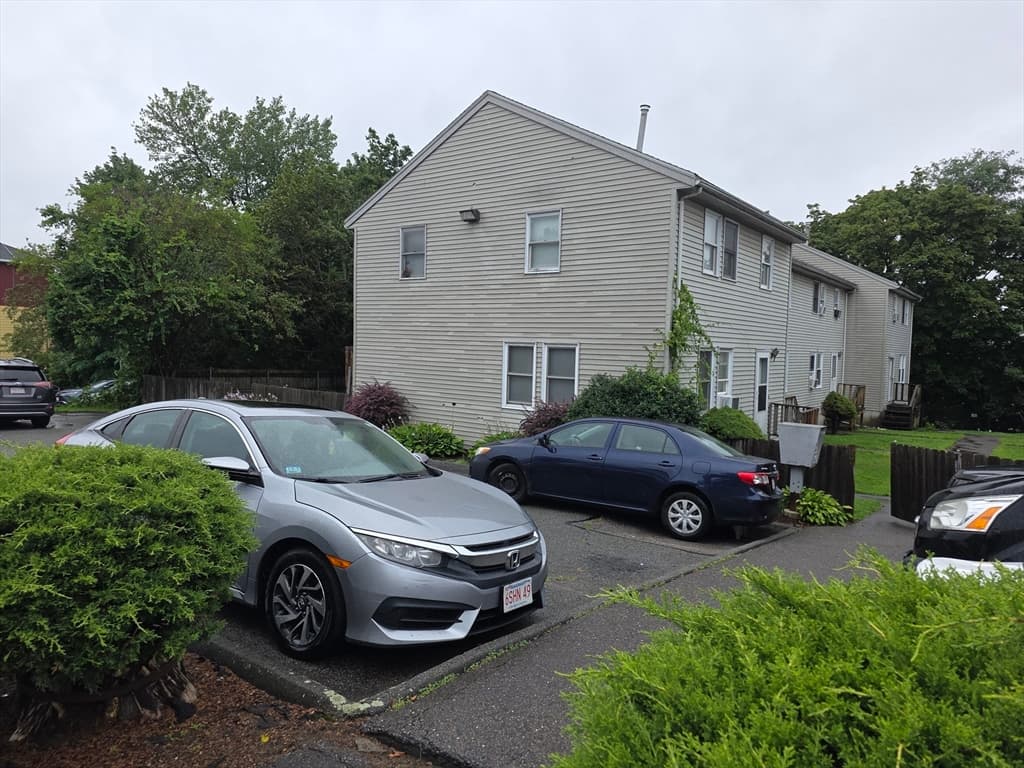 37 Wall St # 2C, Worcester MA 01604 photo 3