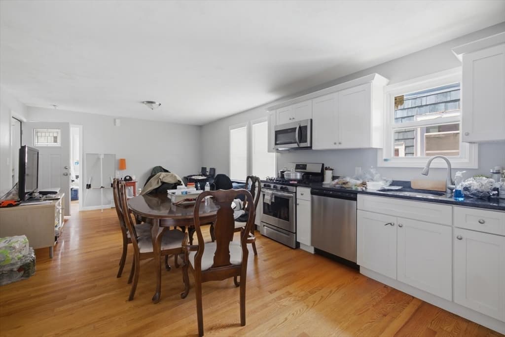 20 Riverside Sq, Boston MA 02136 photo 12