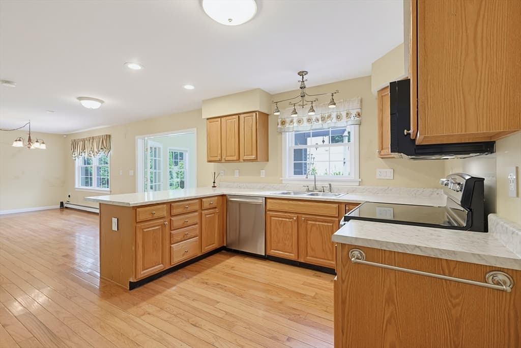 29 Brookside Avenue, Webster MA 01570 photo 8