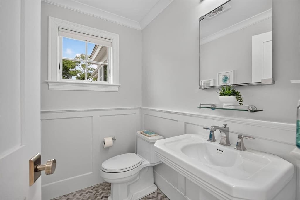 Single Family Residence at 48 Hunter Rise, Chatham MA 02633, Chatham, photo 17 of 42