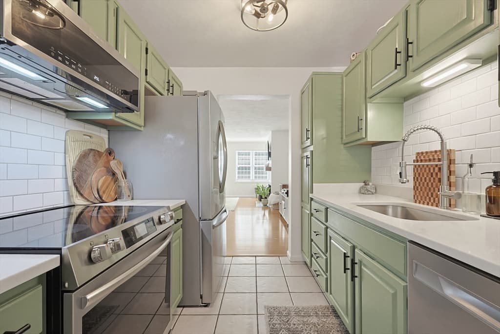 212 Laurelwood Dr # 212, Hopedale MA 01747 photo 6
