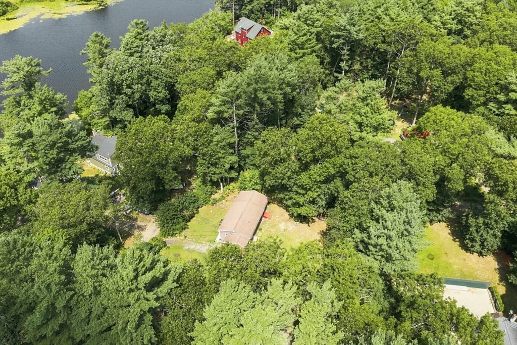 40 Lake Shore Dr, Middleboro MA 02346 photo 34