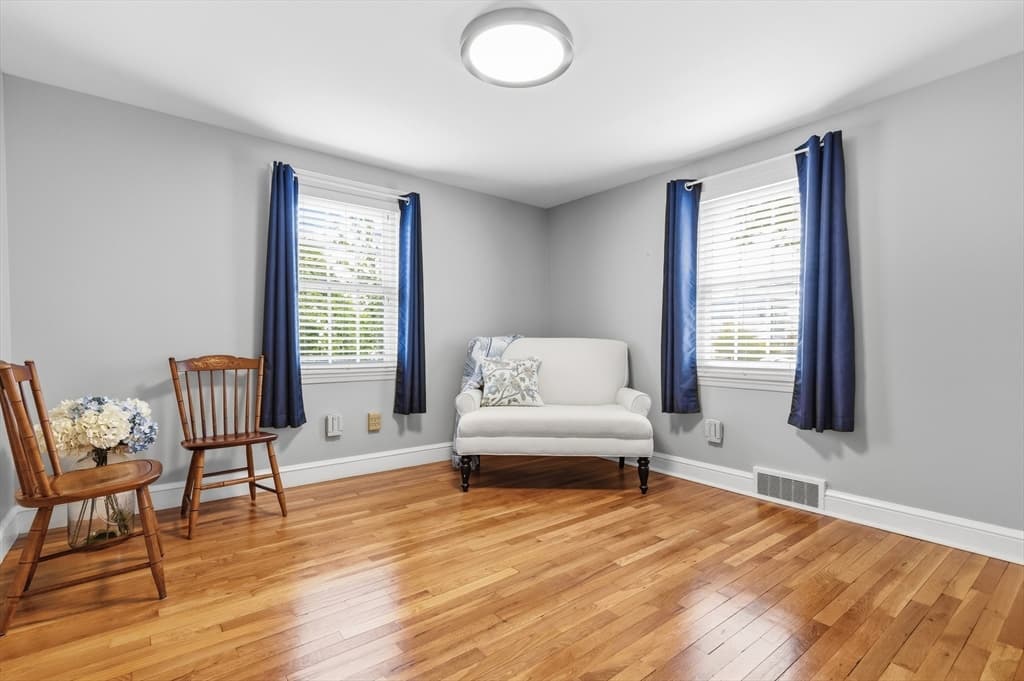 49 Edgeworth St, Weymouth MA 02189 photo 6