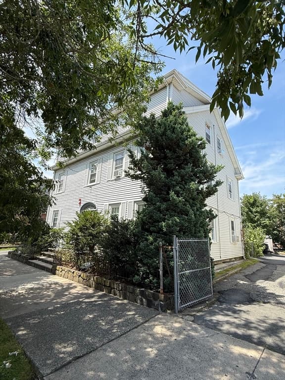 47 Broad Street, Lynn MA 01902 photo 3