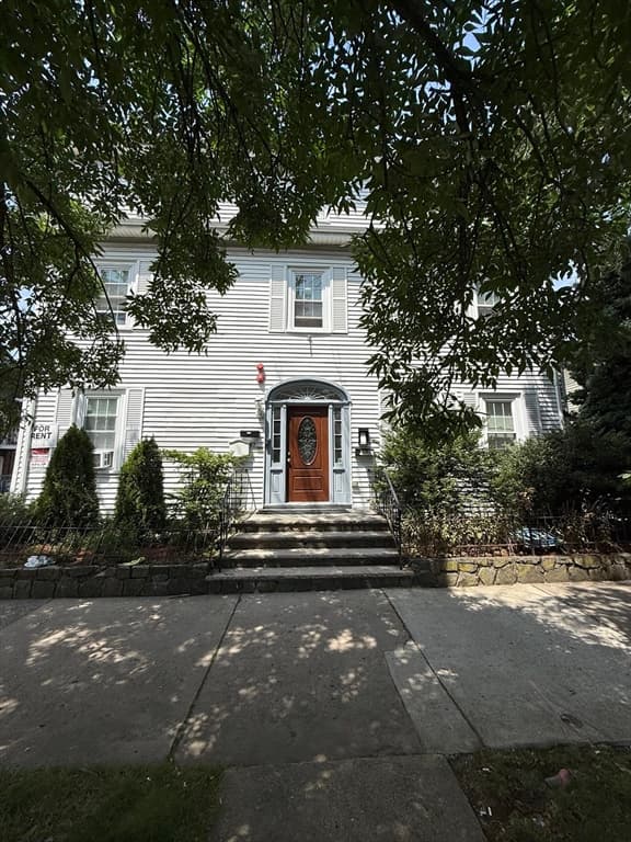 47 Broad Street, Lynn MA 01902