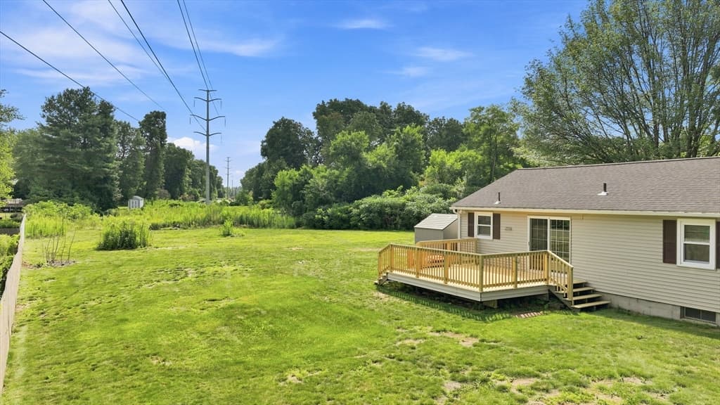 15 Peterson Cir, Agawam MA 01030 photo 32