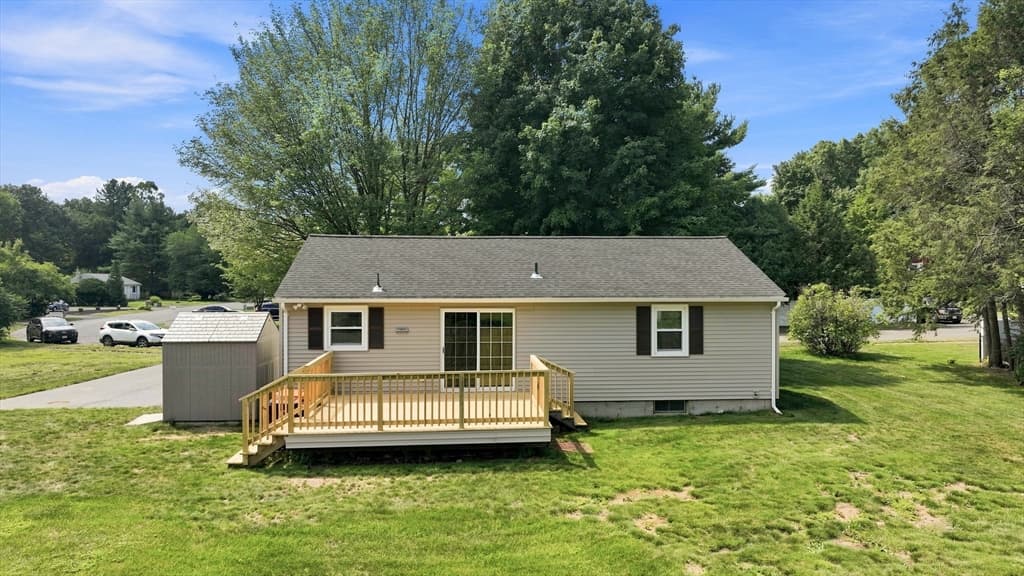 15 Peterson Cir, Agawam MA 01030 photo 30