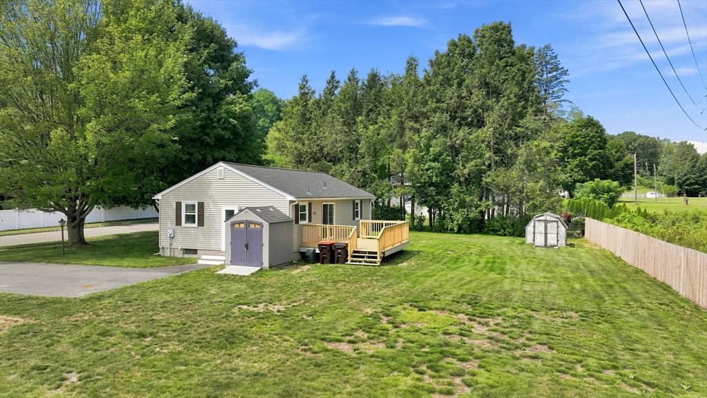 15 Peterson Cir, Agawam MA 01030 photo 29