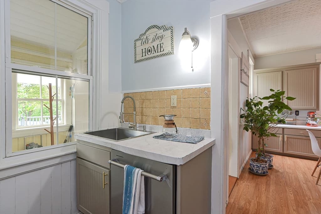 24 Main St, Upton MA 01568 photo 6