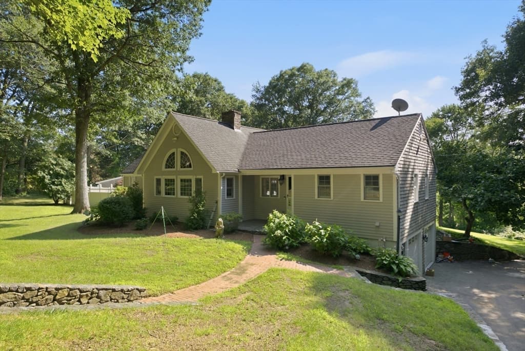 61 Clifford Rd, Plymouth MA 02360 photo 6