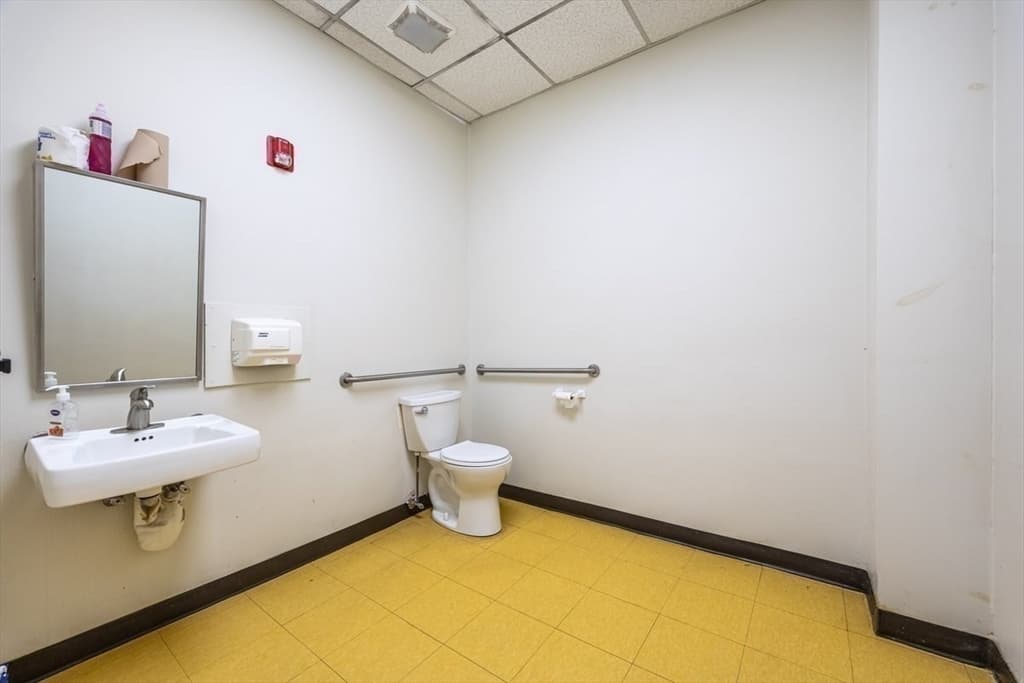 342 Washington St, Quincy MA 02169 photo 33