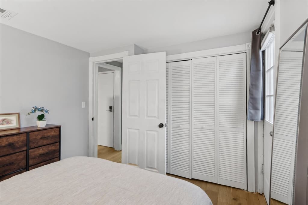 115 West Seventh # 3, Boston MA 02127 photo 7