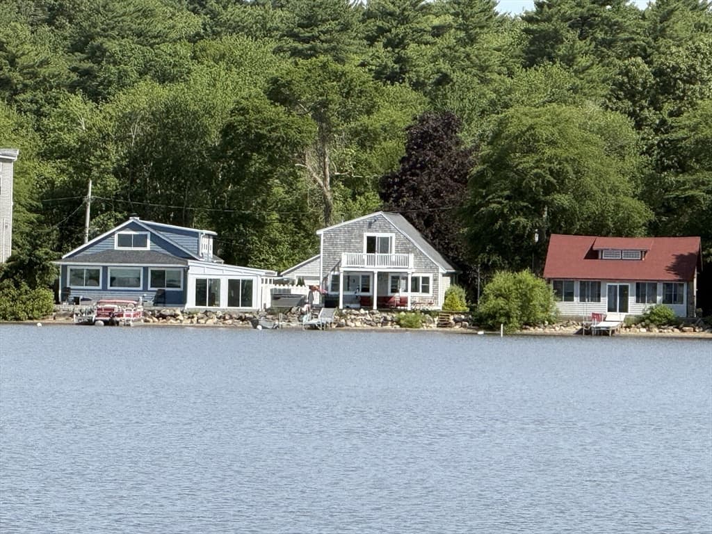 Single Family Residence at 145 Staples Shore Rd, Lakeville MA 02347, Lakeville, photo 8 of 33