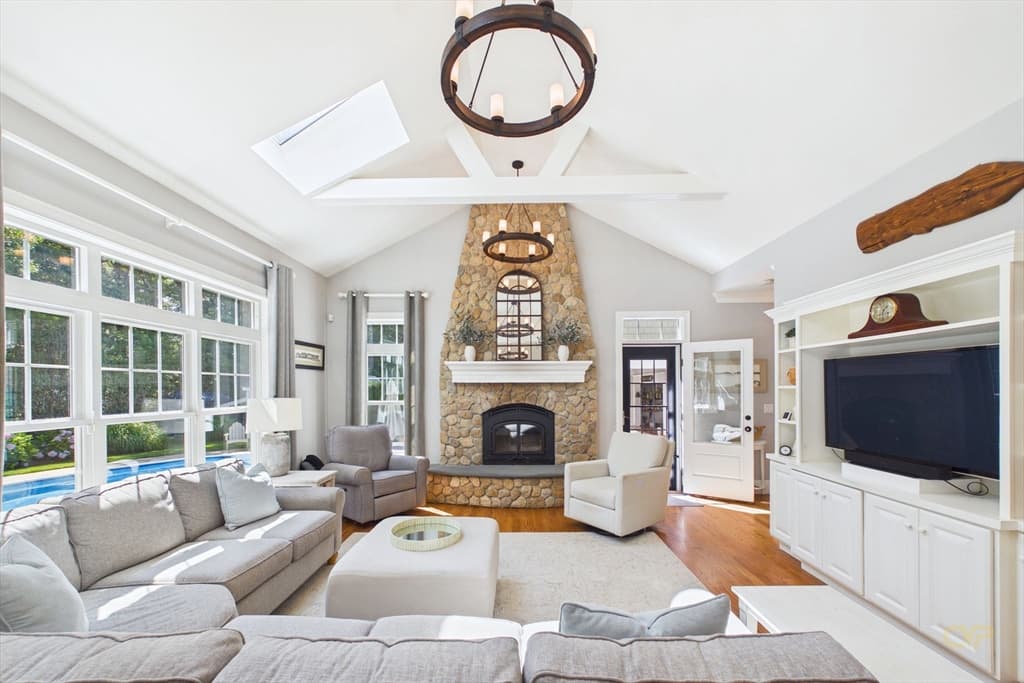 8 Park Place, Mattapoisett MA 02739 photo 17