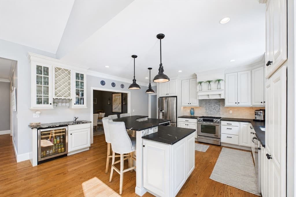 8 Park Place, Mattapoisett MA 02739 photo 11