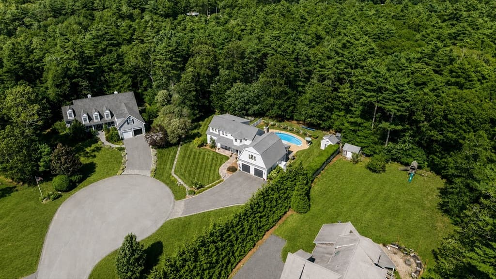 8 Park Place, Mattapoisett MA 02739 photo 4