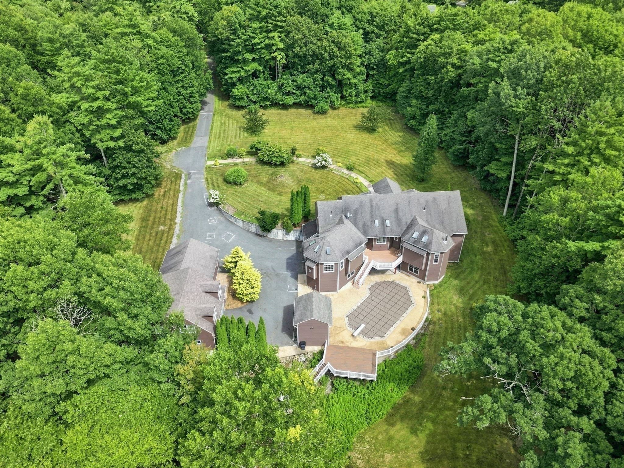 Single Family Residence at 91 Ames Rd, Hampden MA 01036, photo 2 of 42