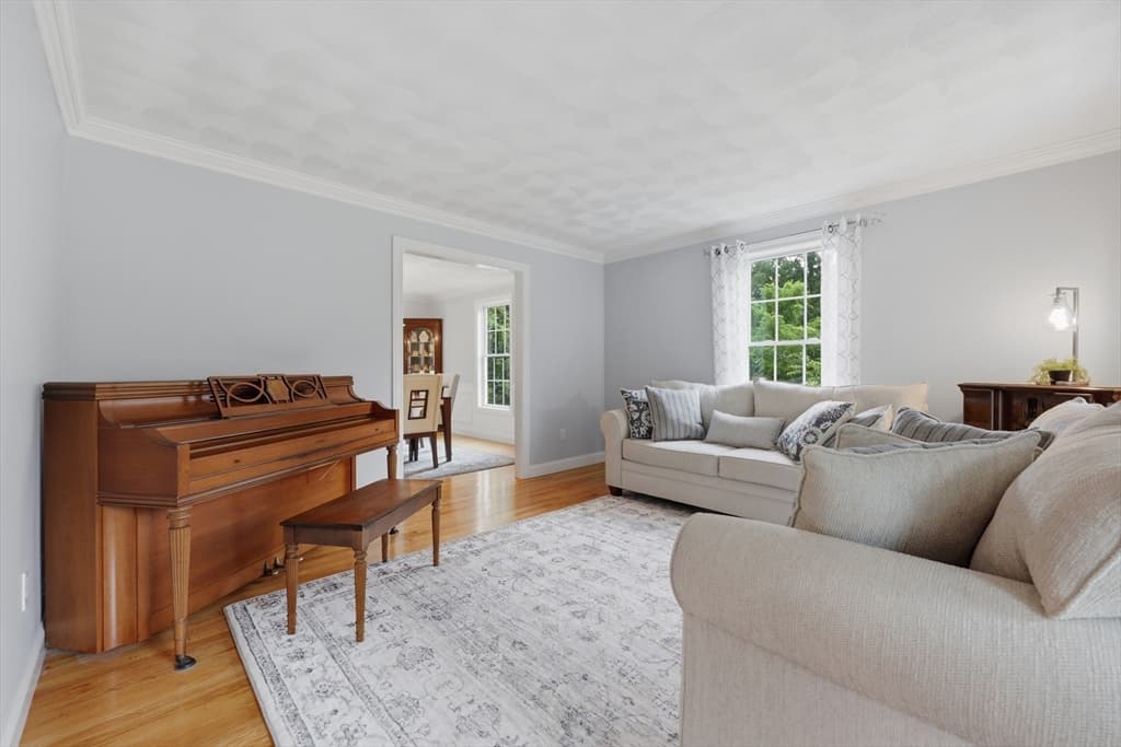21 Olde Taverne Ln, Amesbury MA 01913 photo 5