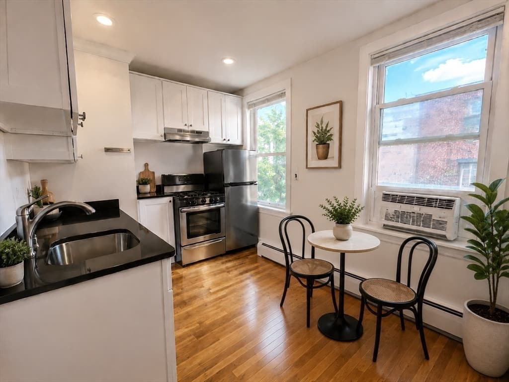 61 Phillips St # 3, Boston MA 02114 photo 5