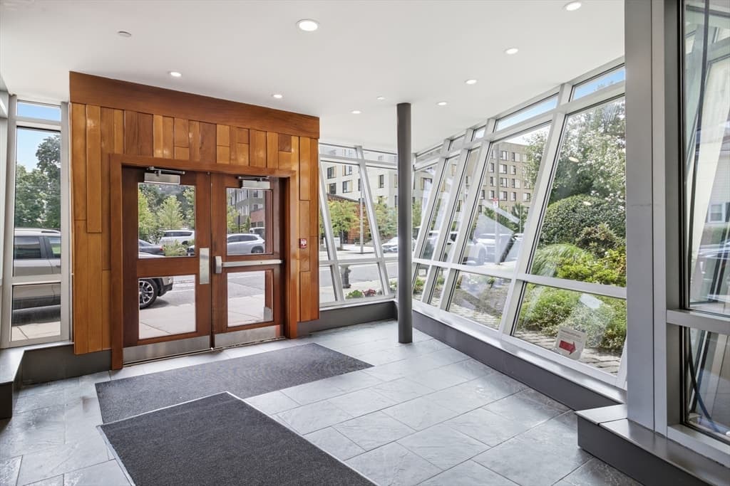 99 Chestnut Hill Ave # 307, Boston MA 02135 photo 2