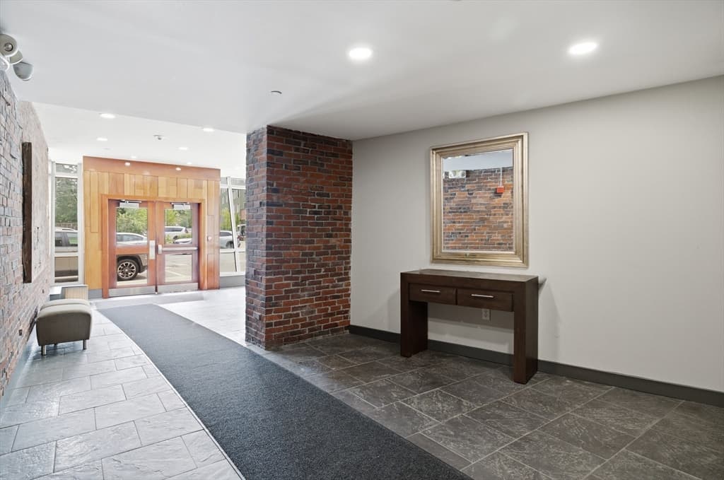 99 Chestnut Hill Ave # 307, Boston MA 02135 photo 3