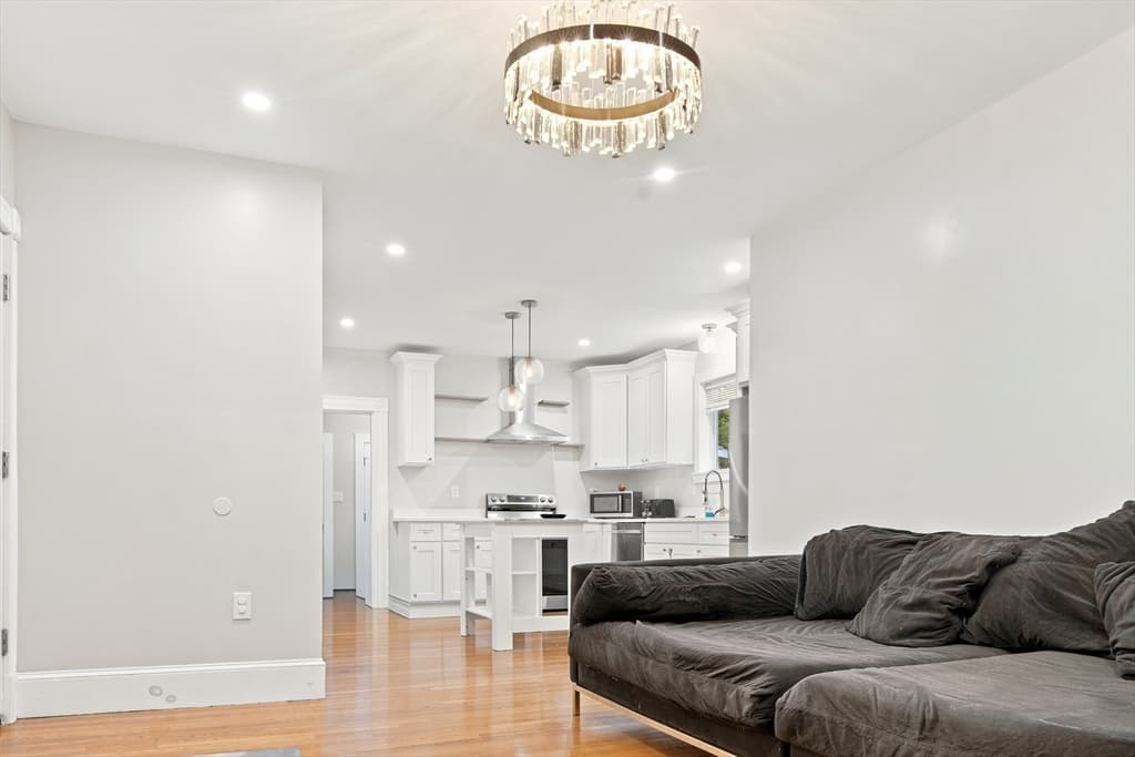 418 Ash St, Brockton MA 02301 photo 34