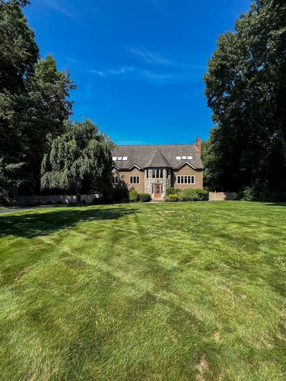 26 Liberty Hill Drive, Blackstone MA 01504