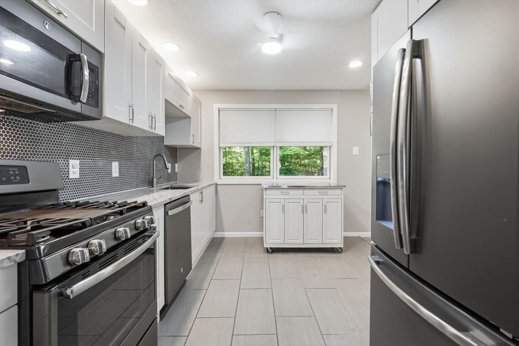74 Clark St, Belchertown MA 01007 photo 14
