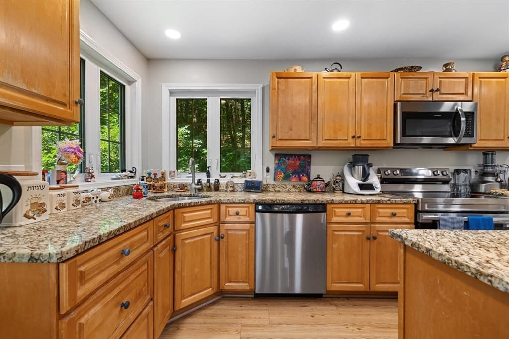 172 South St. # 172, Northborough MA 01532 photo 12