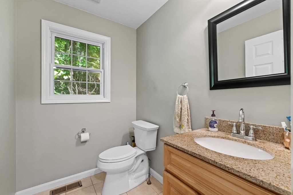 172 South St. # 172, Northborough MA 01532 photo 9