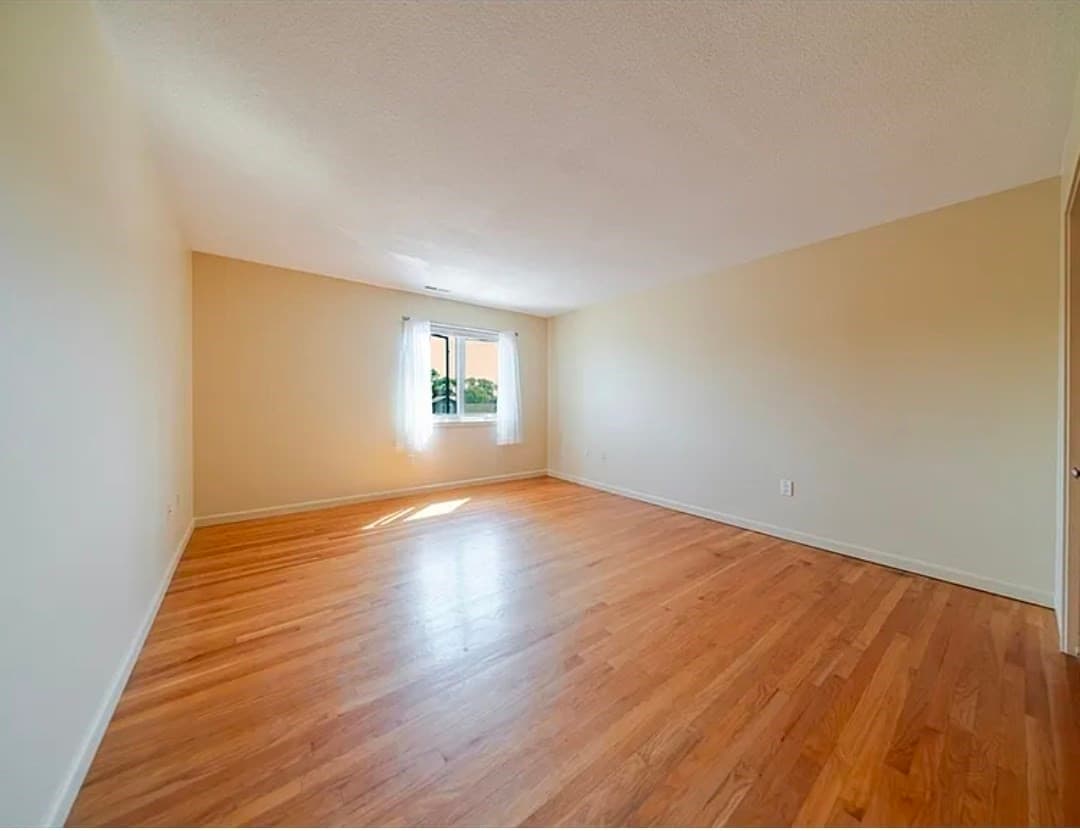 Condominium at 351 Pleasant St # 9, Northampton MA 01060, Northampton, photo 16 of 17