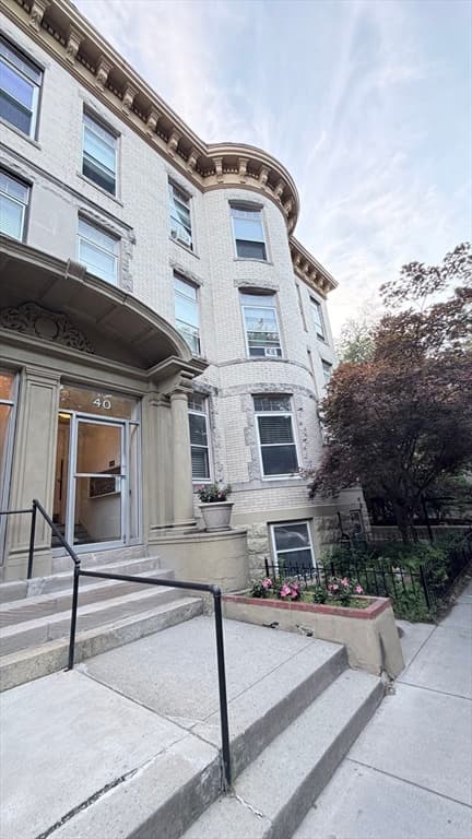40 Winchester St # 8, Brookline MA 02446 photo 13