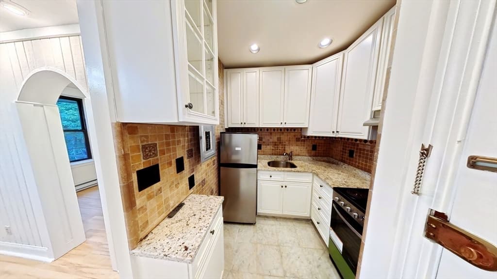 40 Winchester St # 8, Brookline MA 02446 photo 5