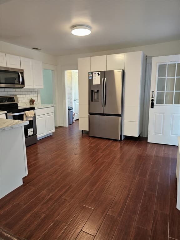 15 Dinsmore Street, Lowell MA 01852 photo 9