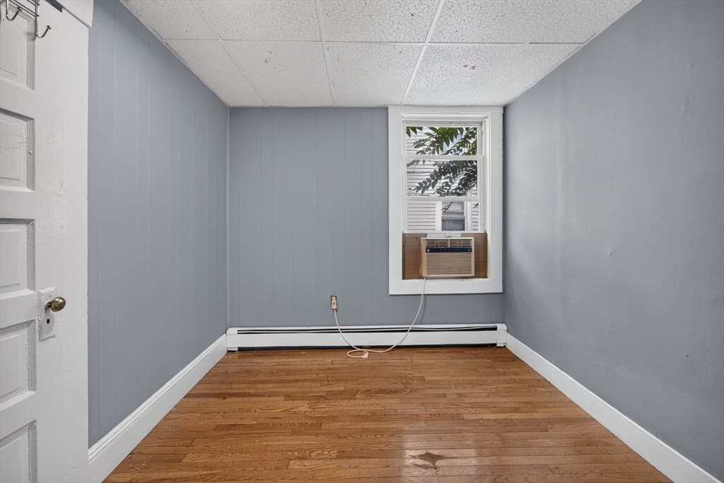 106-108 Grand St, Lowell MA 01851 photo 16