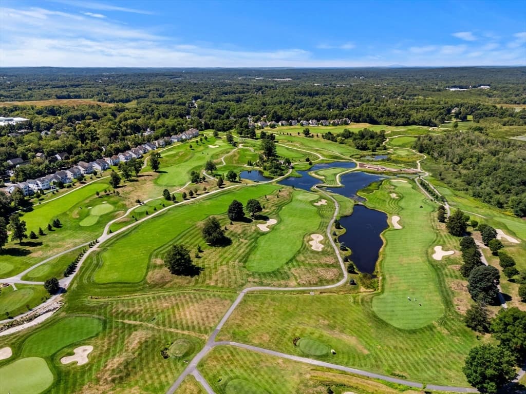15 Fairways Ln, Methuen MA 01844 photo 3