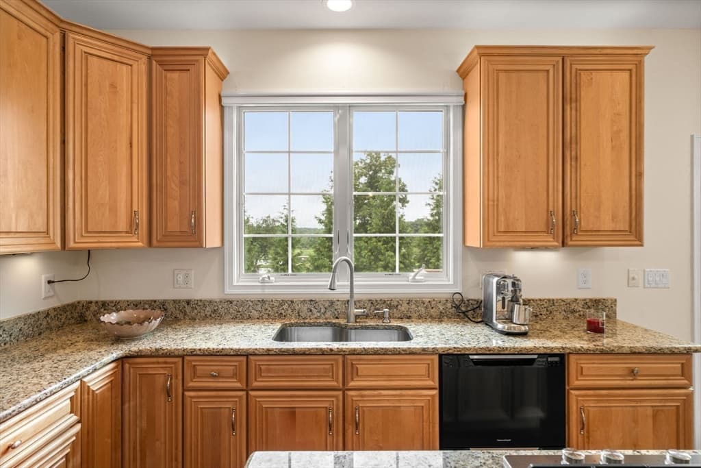 15 Fairways Ln, Methuen MA 01844 photo 8