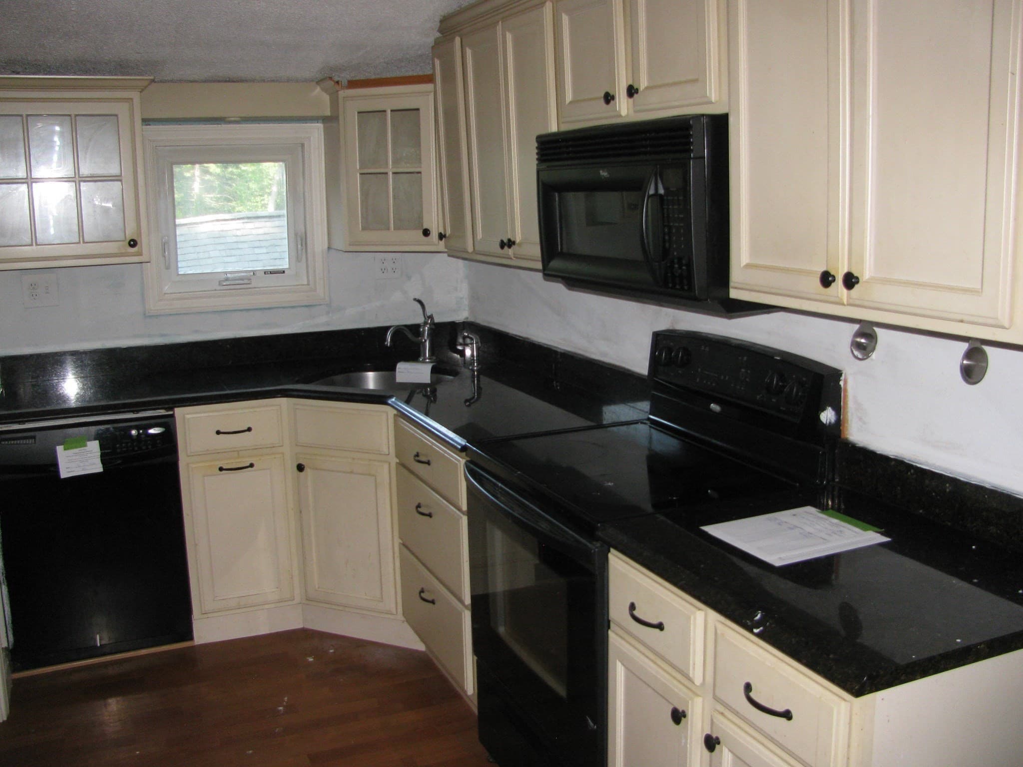 Single Family Residence at 128 N Lake Ave, Southwick MA 01077, photo 5 of 16