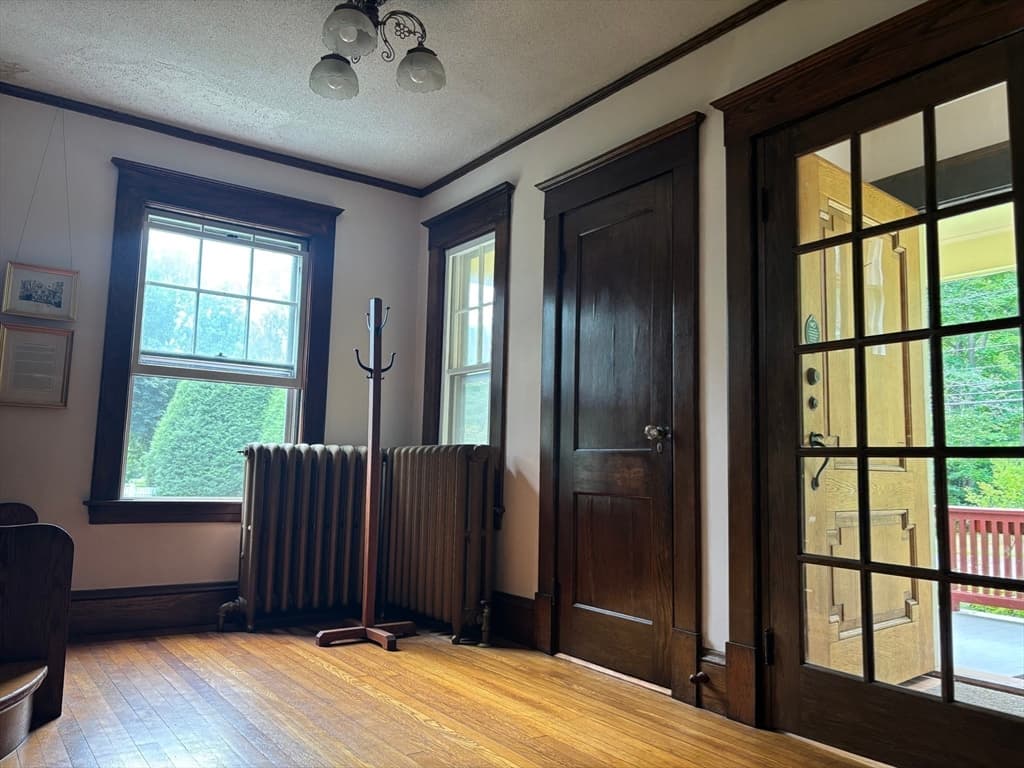 180 Lincoln, Amherst MA 01002 photo 9