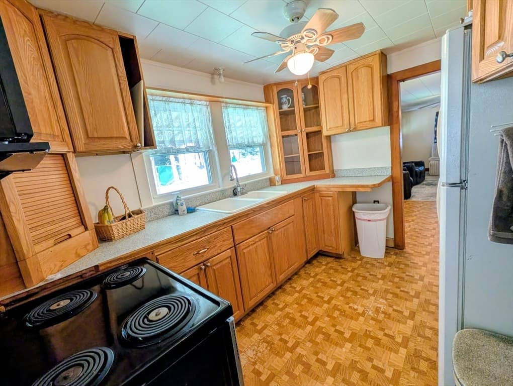 23 Wilderwood Ave, Leominster MA 01453 photo 6