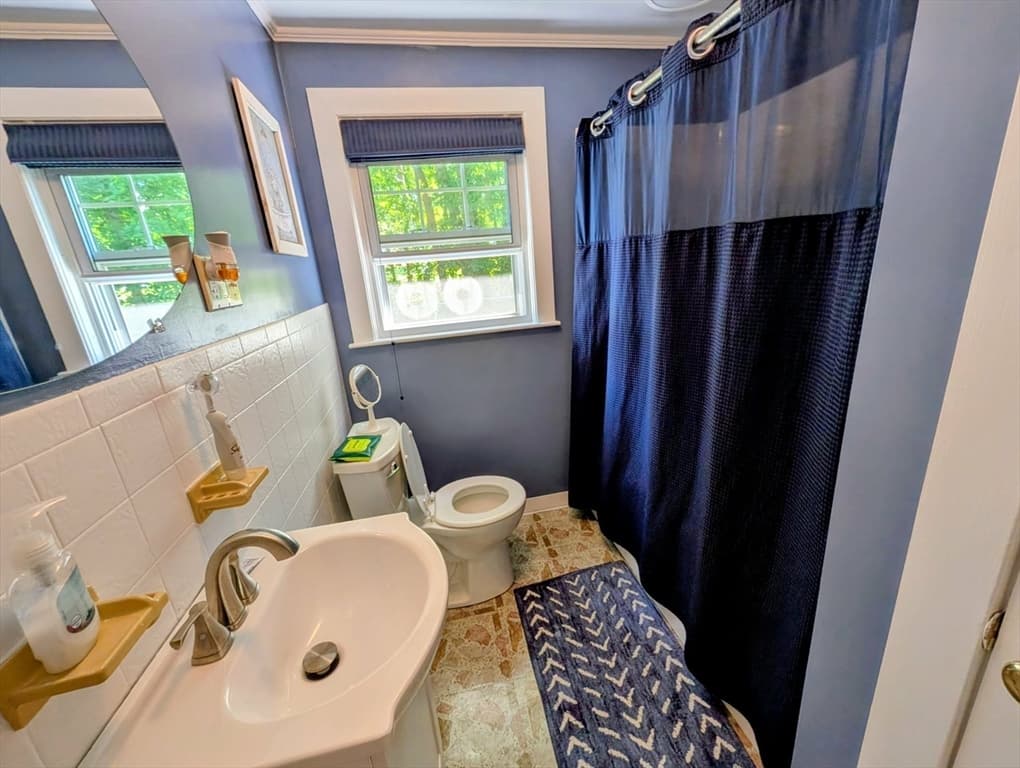 23 Wilderwood Ave, Leominster MA 01453 photo 12