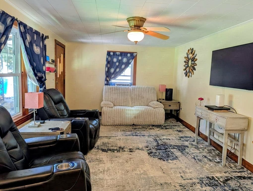 23 Wilderwood Ave, Leominster MA 01453 photo 4