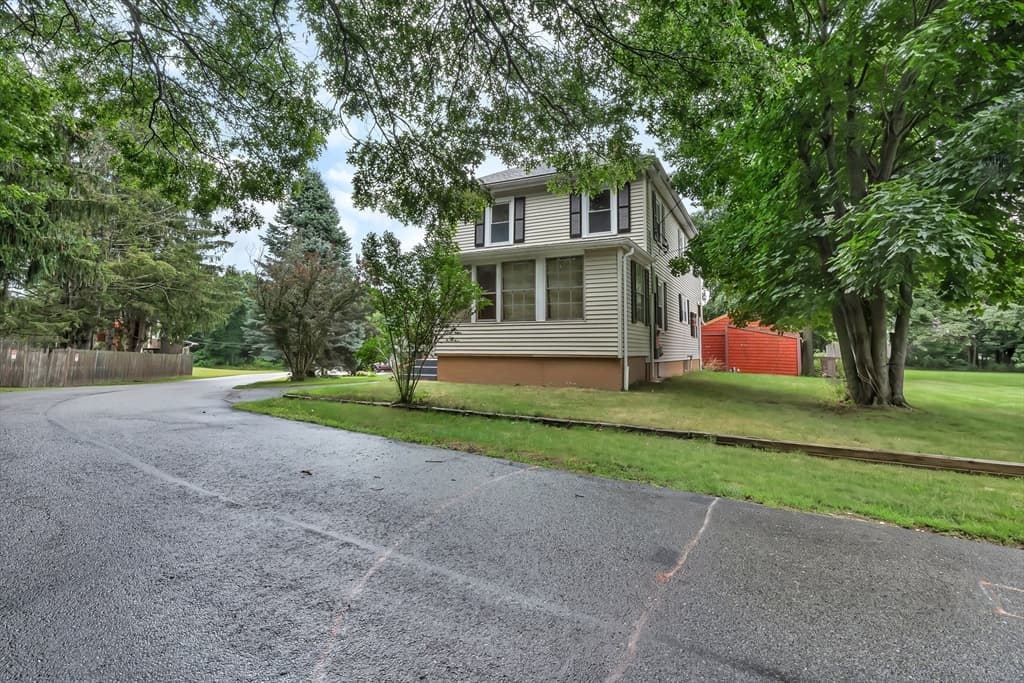2 Clarendon St, Taunton MA 02780 photo 37