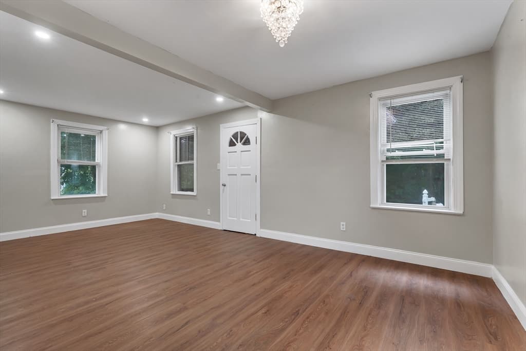 2 Clarendon St, Taunton MA 02780 photo 19